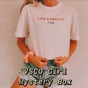 VSCO GIRL MYSTERY BOX